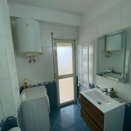 شقة Art's دراس