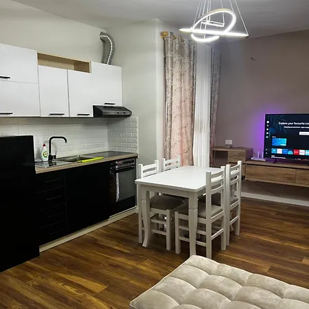 شقة Art's دراس